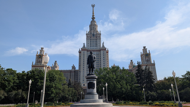 День-2-в-Москве,-МГУ,-СНИЛС,-и-Госуслуги